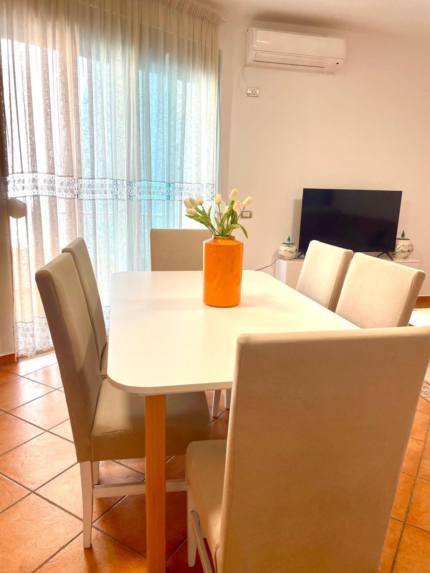 Vlora Apartment Rentals * Wlora